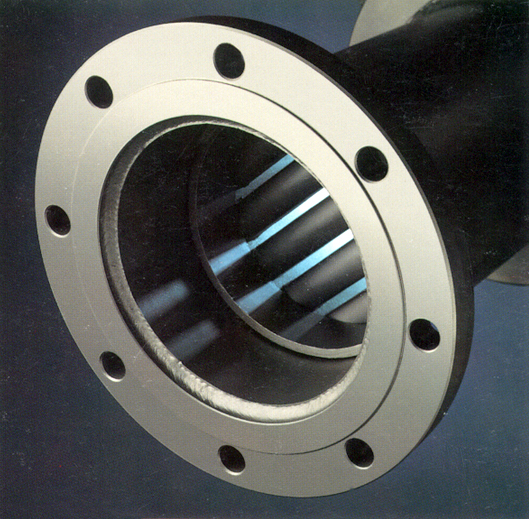MHD inline scale prevention unit, looking into the bore: 304 stainless steel housing with internal venturi tubes and permanent magnet array